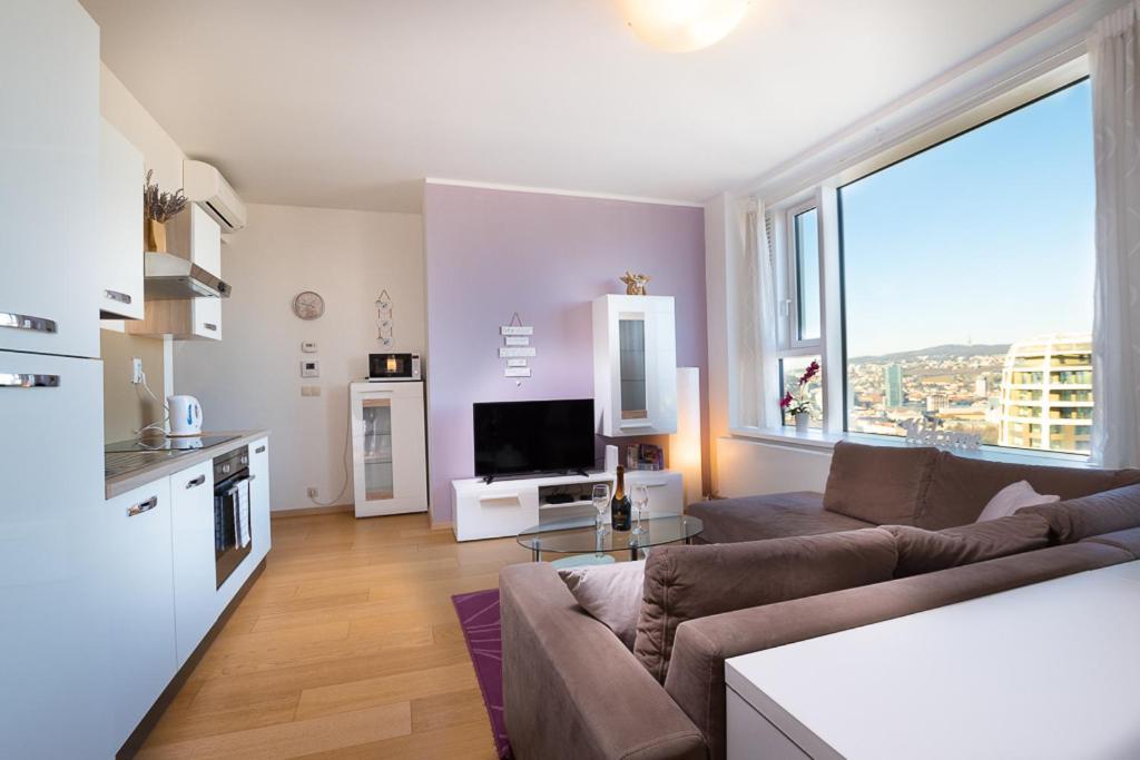 Panoramaview/31thfloor!/luxury/wifi/parking Pozsony